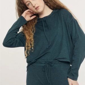 Girlfriend Collective Moss ReSet Hoodie green size medium